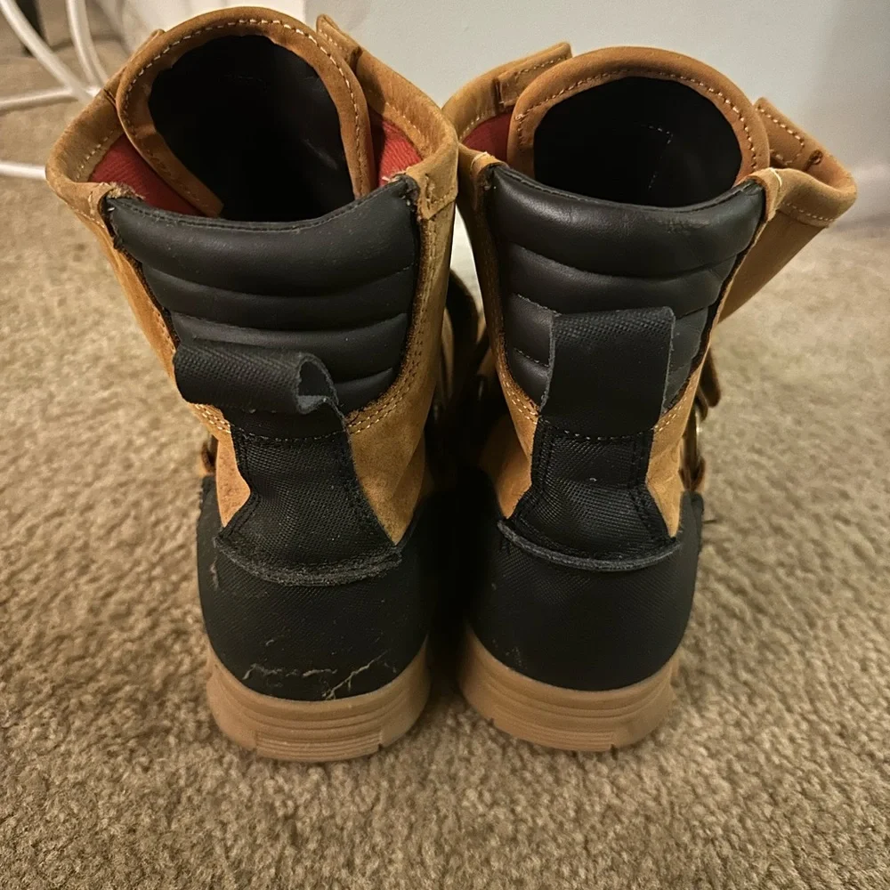 Polo by Ralph Lauren Brown and Black Boots - Picture 4 of 4